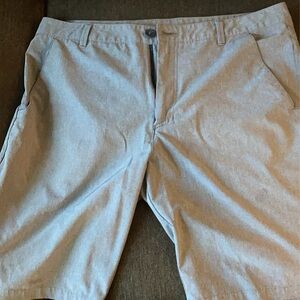 Men’s Oakley shorts